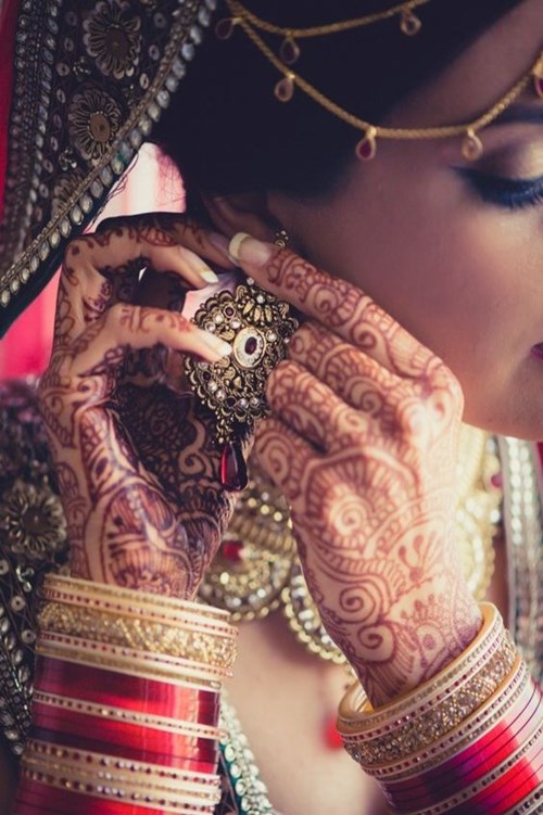 Shine the Mehndi!