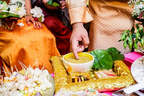 The Oil and Sweets for the Bride