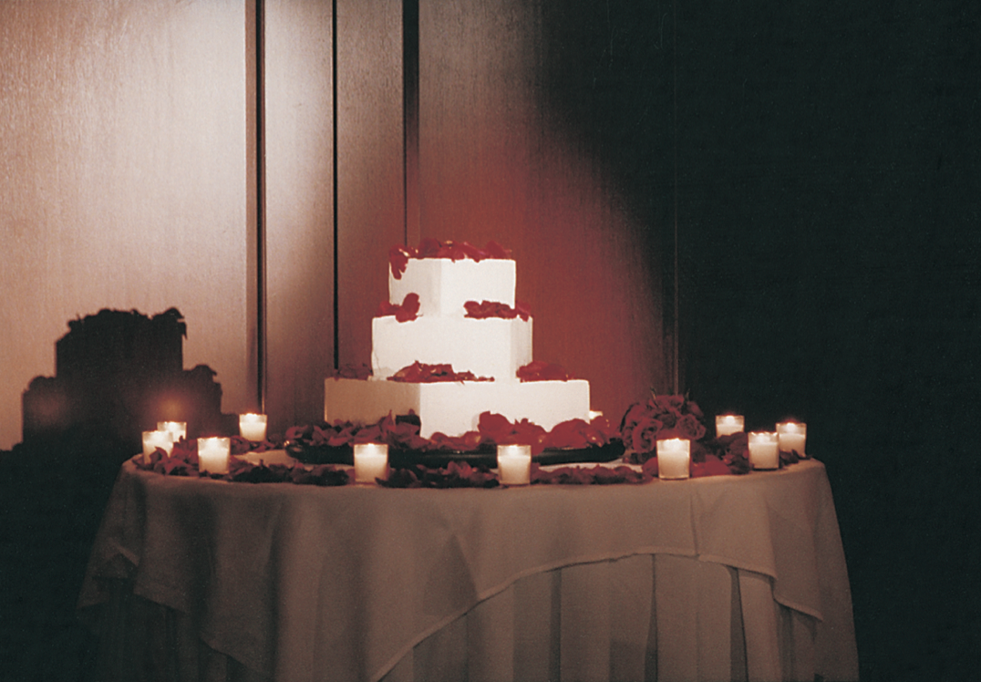 DIY wedding cake display.jpg