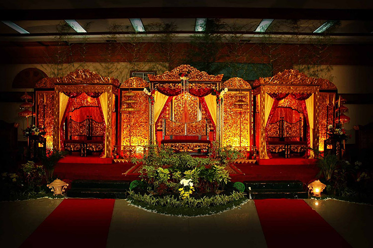 royal mughal weddings.jpg