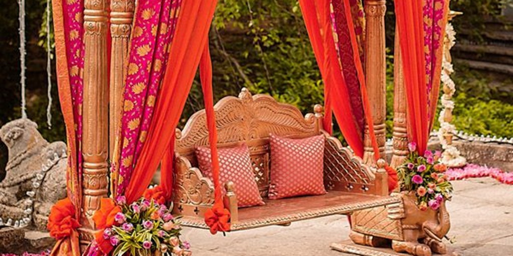 10 Pretty Swings to Add Fun to Your Wedding Events