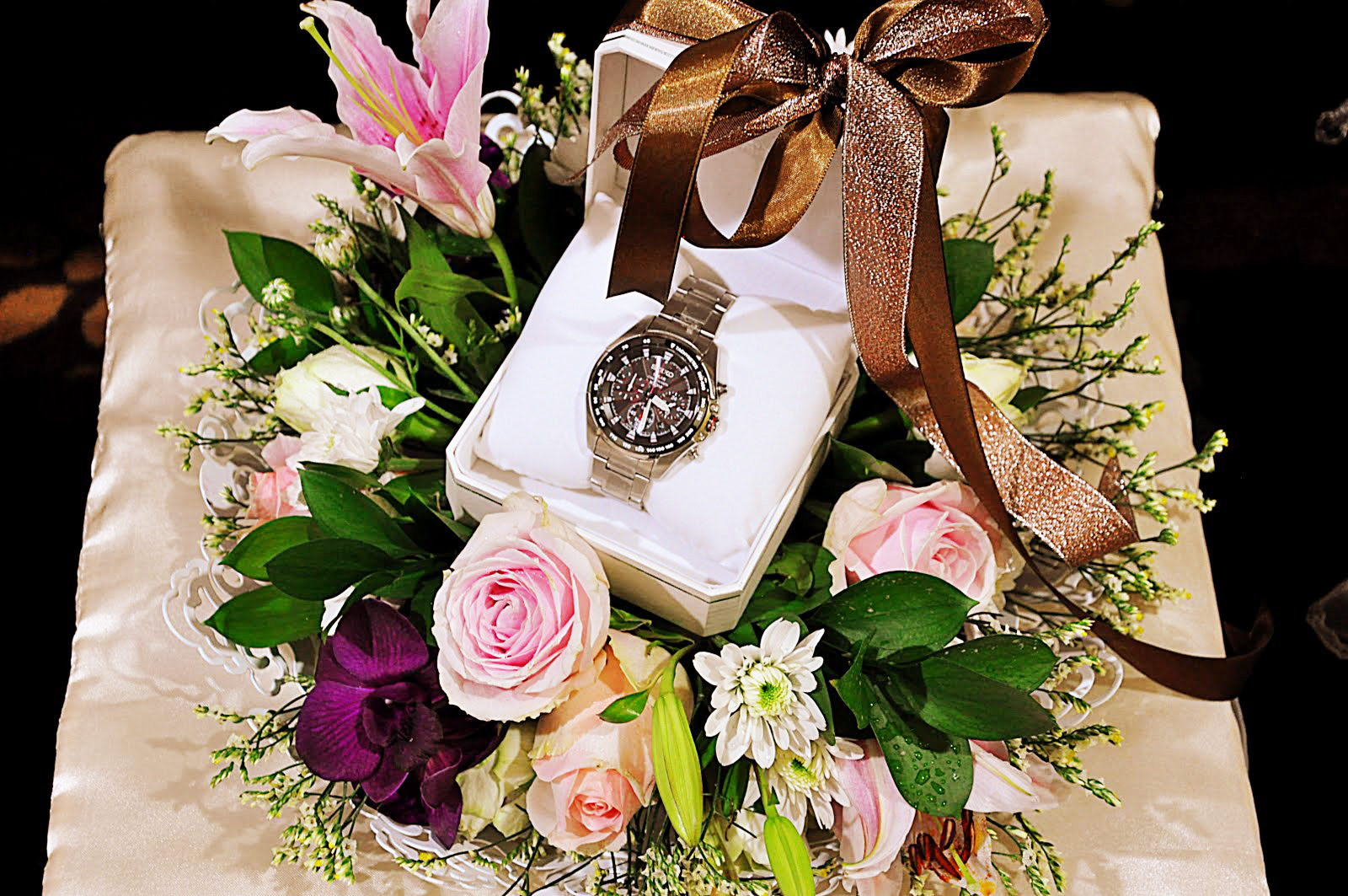 Wedding gift clearance watch for groom