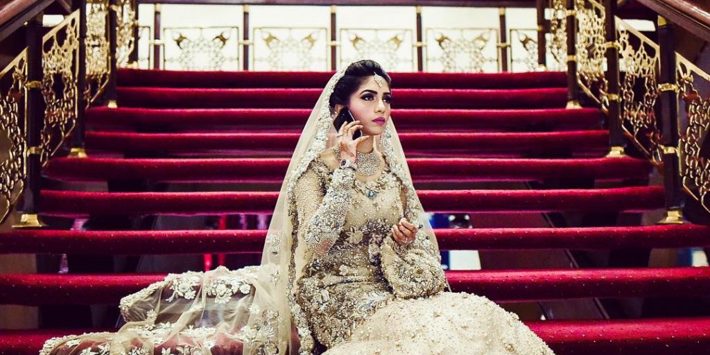 6 Lehenga Colors We All Are Crushing On