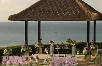 10 Unbelievably Affordable Wedding Destinations in the World