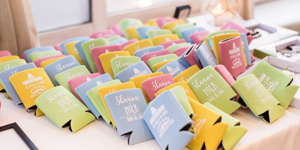 Factors You Should Consider While Selecting Destination Wedding Favors