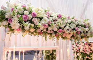 25 Innovative Flower Décor Ideas For Your Wedding