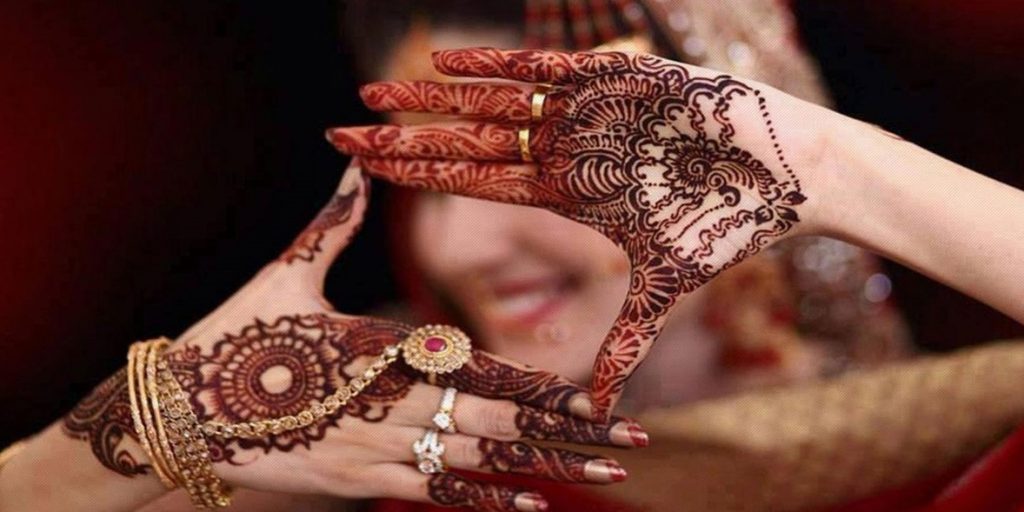 26 Henna Designs That Will Bloom Your Wedding Day!