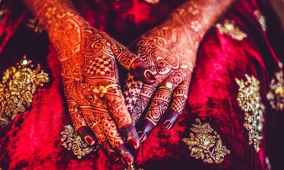 Fabulous Mehndi Designs For The Bride To Be!