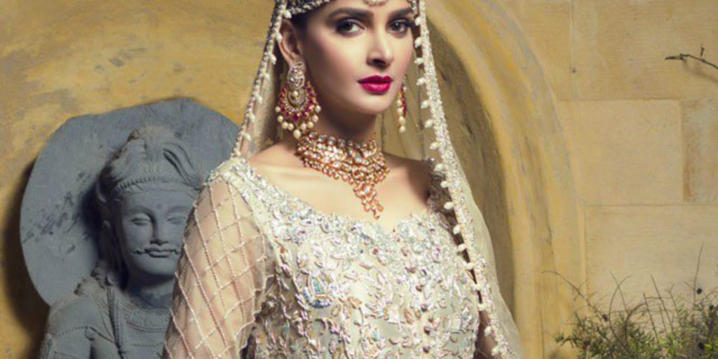 Saba Qamar And Her Ferociously Stunning Looks