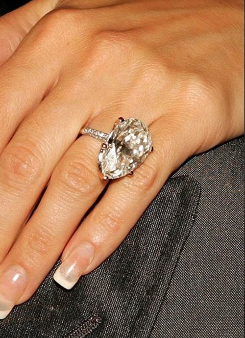 2005: Pear Cut Diamond Ring 