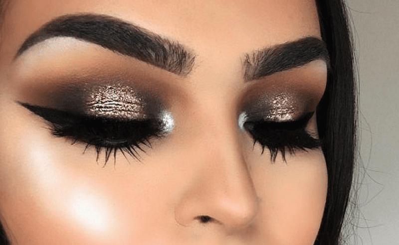 Easy Eyeshadow for Beginners (5 Steps)