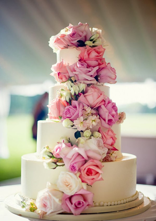 Flower Wedding Cake in spring