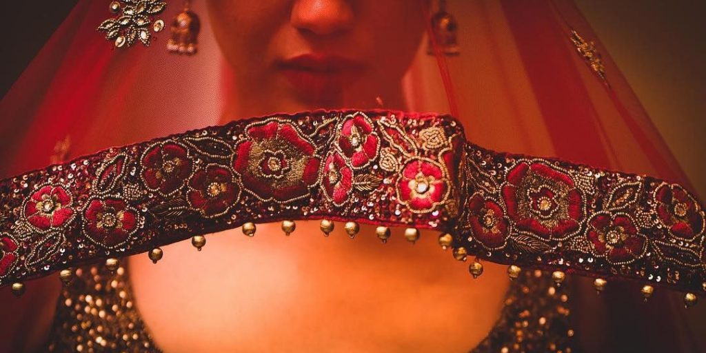 From Under the Dupatta Shots to Capture Your Vintage Reminiscent Bridal Look