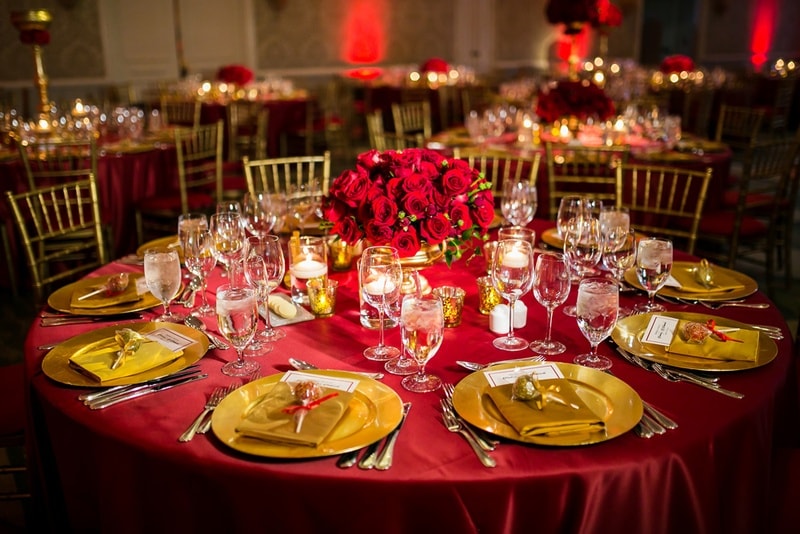 red wedding reception decorations