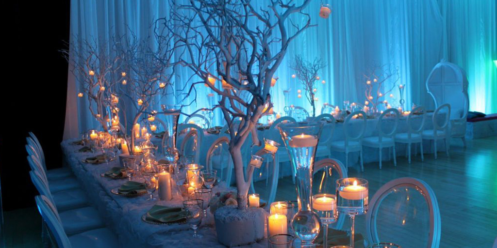 Charming And Magical Ice Blue Winter Wedding Ideas