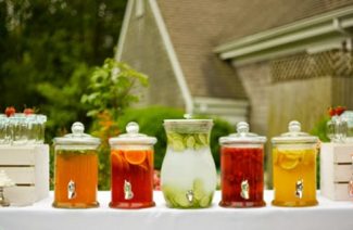 Fresh And Non-Carbonated Drinks To Include In Your Wedding Menu!
