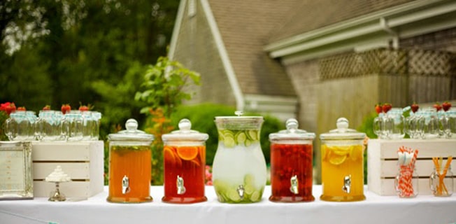 Fresh And Non-Carbonated Drinks To Include In Your Wedding Menu!