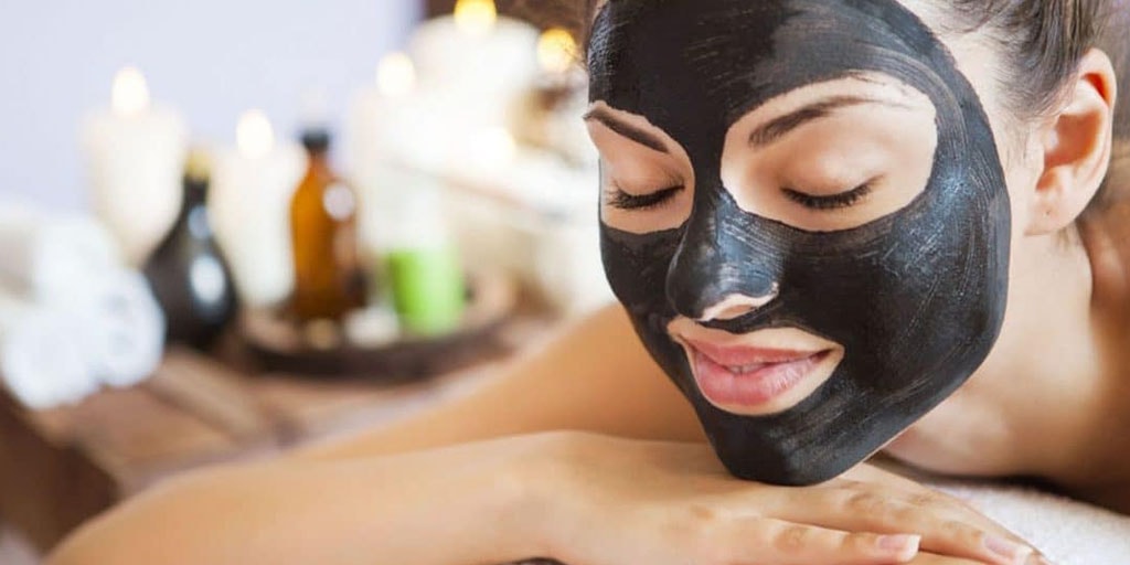 Top 10 Charcoal Masks That Unclog Your Pores Almost Instantly