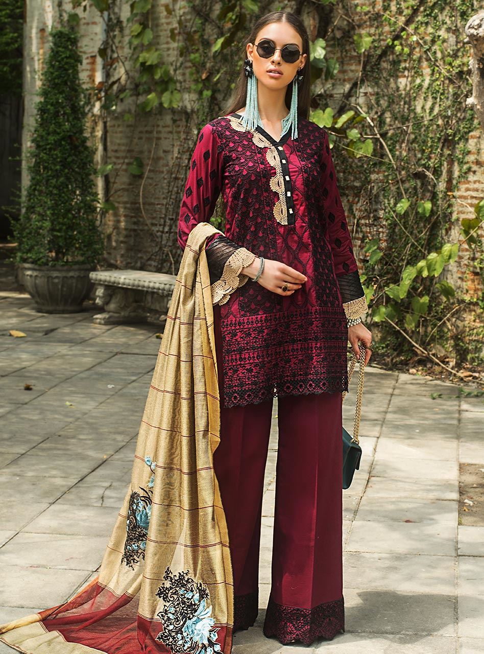 Zainab Chottani’s Chikankari Eid Festive Collection Sold Out Within Two ...