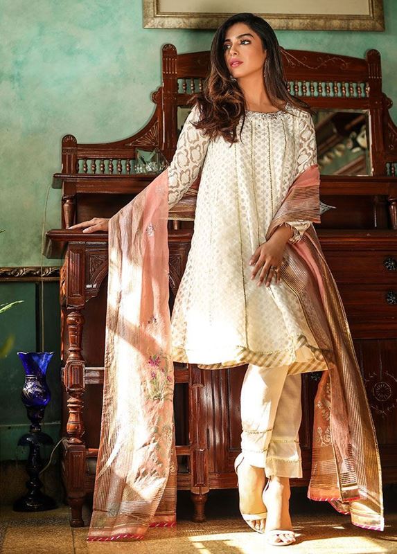 WHITE ANARKALI JACQAURD