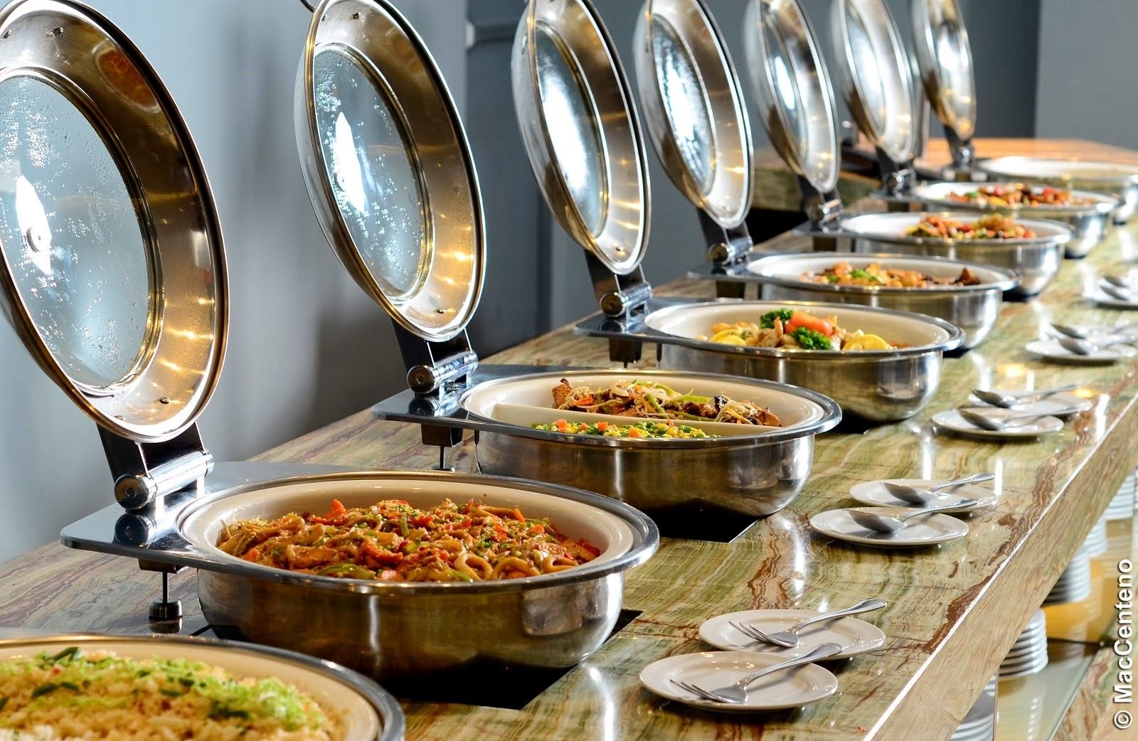 These Pakistani Catering Companies Serve The Best Wedding Buffet