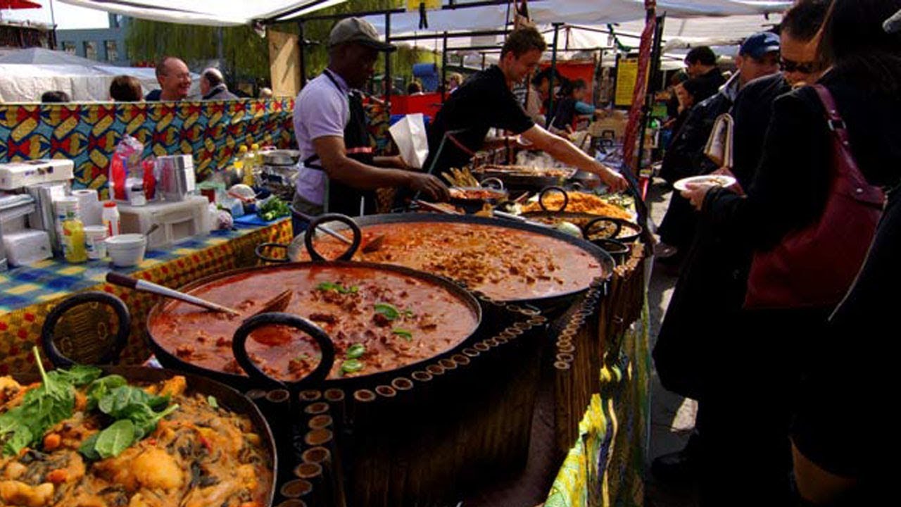 Food stalls in Rio